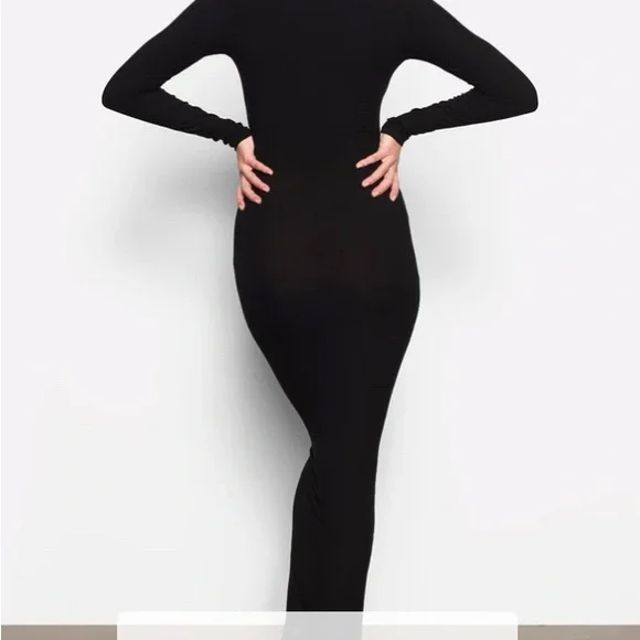 NWT SKIMS Soft Lounge Long Sleeve Ribbed Dress - Onyx - Picture 2 of 3